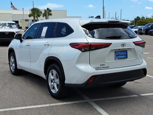 2023 Toyota Highlander L