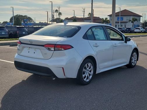 2026 Toyota Corolla LE