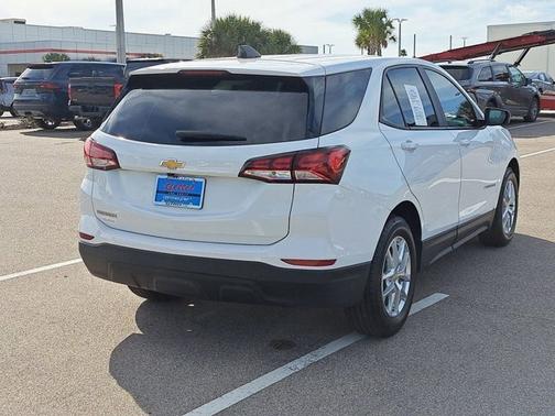 2022 Chevrolet Equinox LS