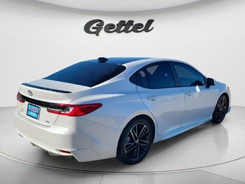 Wind Chill Pearl 2026 Toyota Camry XSE