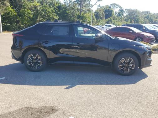 2026 Toyota bZ XLE Plus