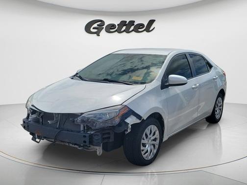 Blizzard Pearl 2019 Toyota Corolla LE