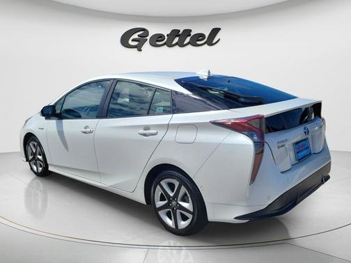 2018 Toyota Prius Four Touring