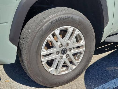 2024 Toyota Tundra SR5