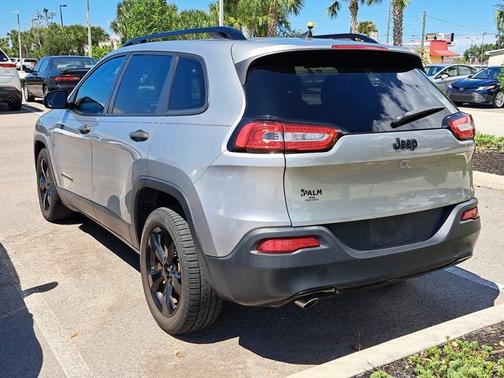 2016 Jeep Cherokee Altitude