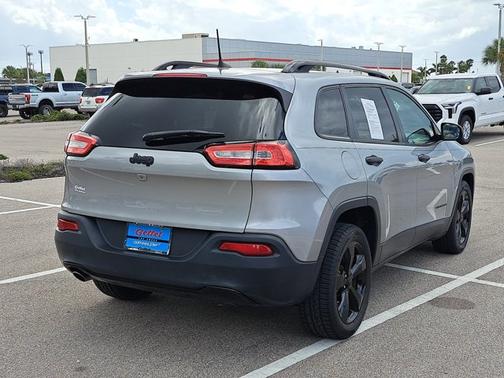 2016 Jeep Cherokee Altitude