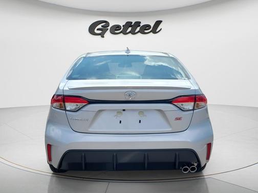 Classic Silver Metallic 2026 Toyota Corolla SE