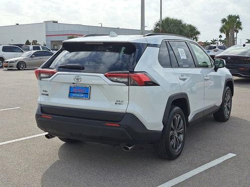 2025 Toyota RAV4 Hybrid Hybrid XLE Premium