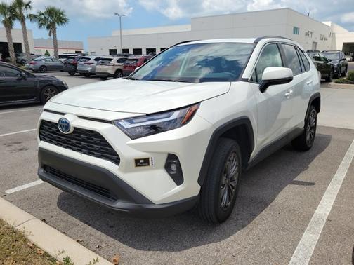 2022 Toyota RAV4 Hybrid Hybrid XLE Premium
