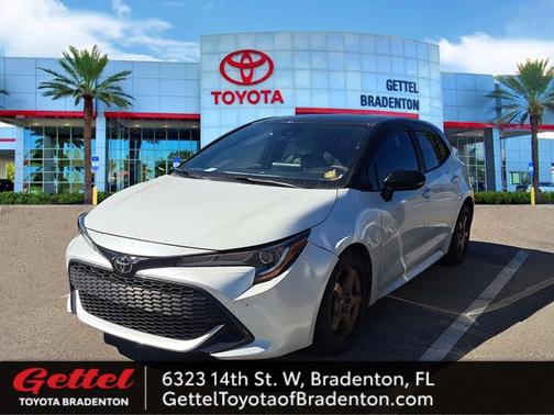 2021 Toyota Corolla Hatchback SE