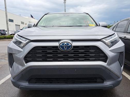 2022 Toyota RAV4 Hybrid Hybrid XLE