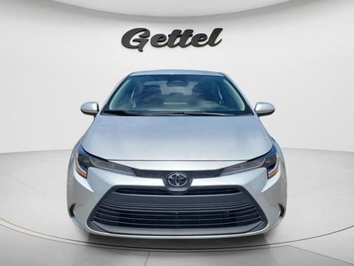 Classic Silver Metallic 2025 Toyota Corolla LE