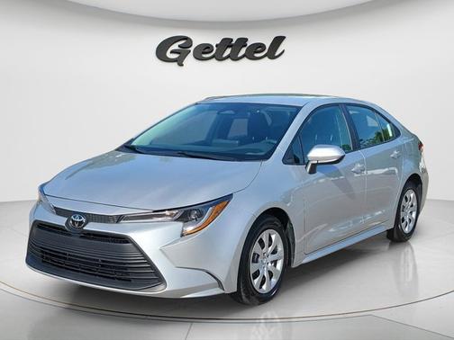 Classic Silver Metallic 2025 Toyota Corolla LE