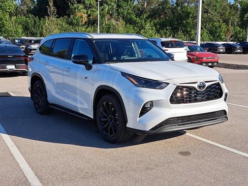 2026 Toyota Highlander XLE