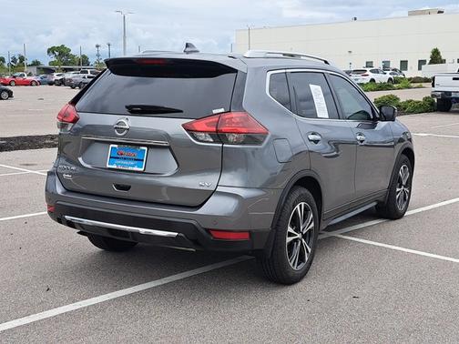 2020 Nissan Rogue SV