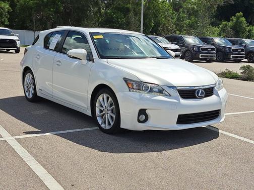 2013 Lexus CT 200h Base