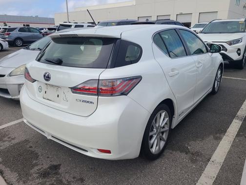2013 Lexus CT 200h Base