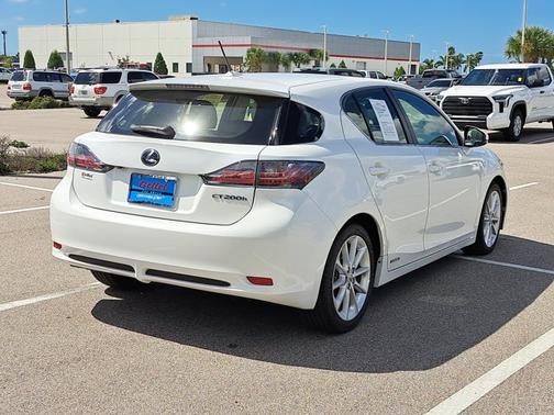 2013 Lexus CT 200h Base
