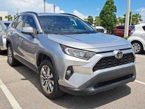 2019 Toyota RAV4 XLE Premium