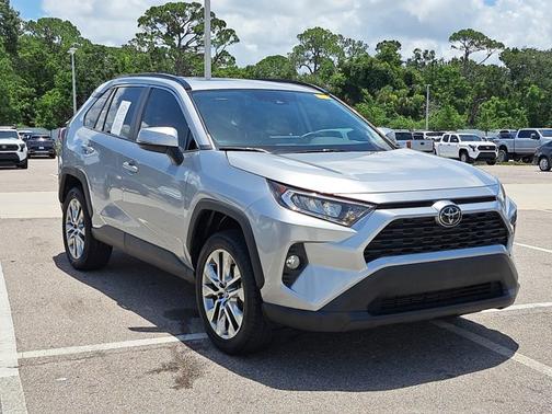 2019 Toyota RAV4 XLE Premium