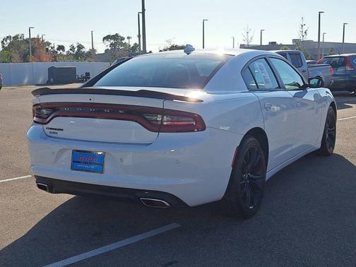 2018 Dodge Charger SXT Plus