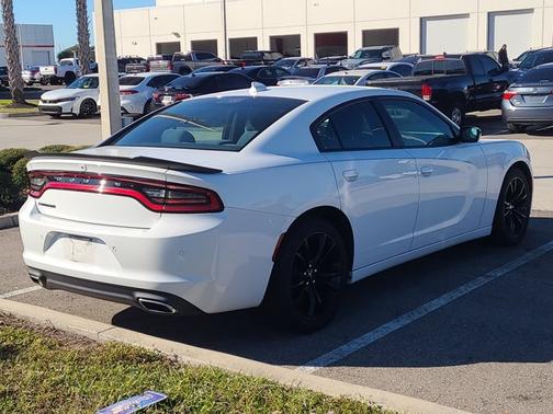 2018 Dodge Charger SXT Plus