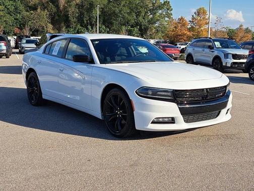 2018 Dodge Charger SXT Plus