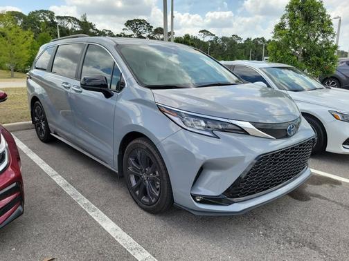 2024 Toyota Sienna XSE