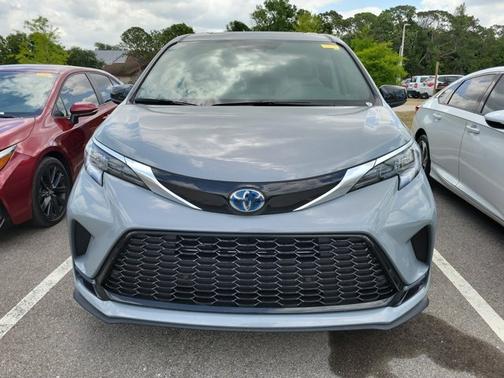 2024 Toyota Sienna XSE