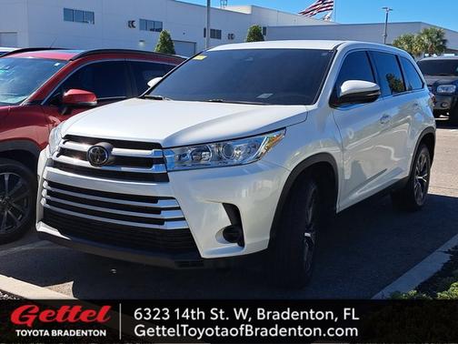 2019 Toyota Highlander LE