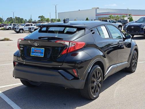 2021 Toyota C-HR LE