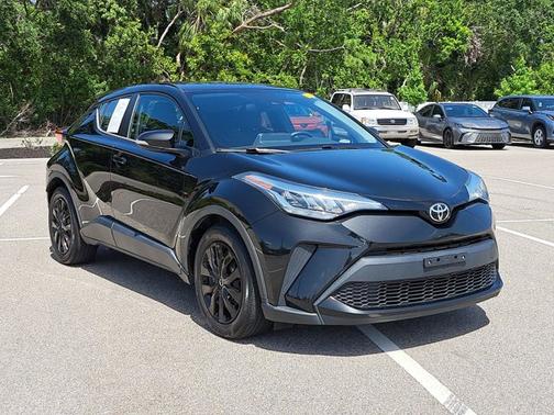 2021 Toyota C-HR LE
