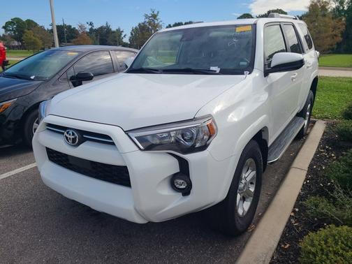 2023 Toyota 4Runner SR5