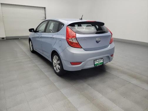 2013 Hyundai Accent SE
