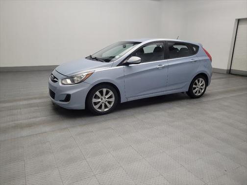 2013 Hyundai Accent SE