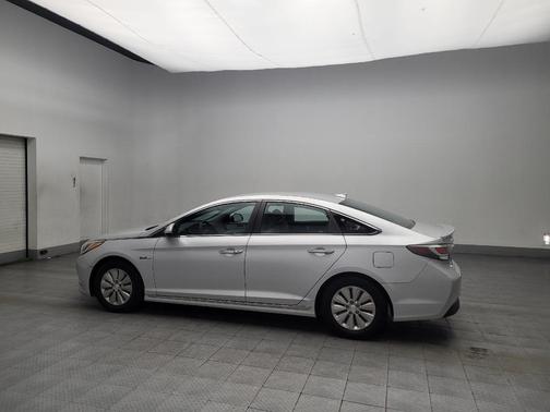 2016 Hyundai SONATA Hybrid SE