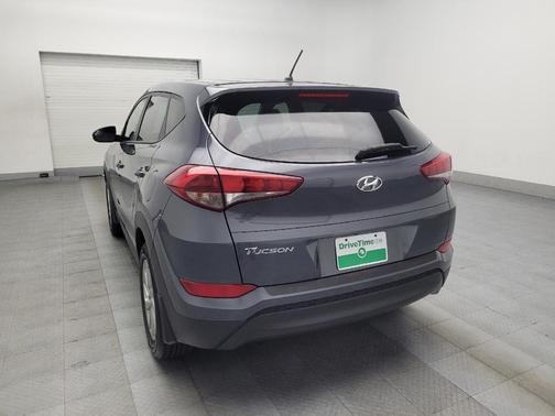 2018 Hyundai TUCSON SE