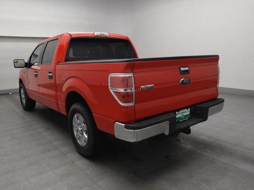 Red 2014 Ford F-150 XLT