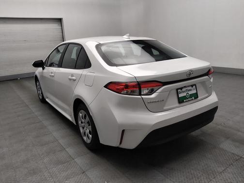 Ice Cap 2025 Toyota Corolla LE
