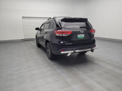 2018 Toyota Highlander LE