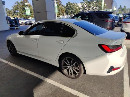2019 BMW 330 330i