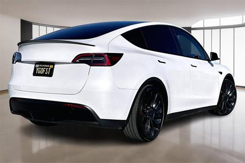 2025 Tesla Model Y Performance Dual Motor All-Wheel Drive