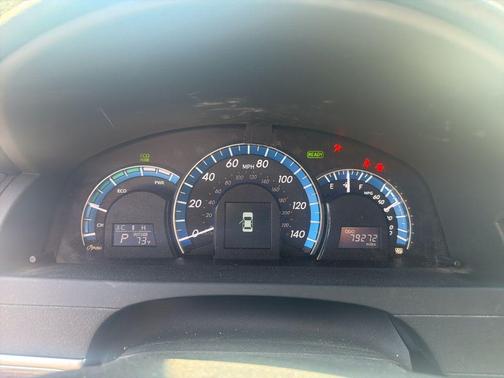 2012 Toyota Camry Hybrid XLE