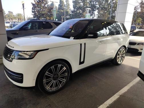 2023 Land Rover Range Rover P400 SE