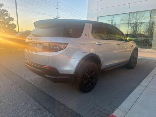 2022 Land Rover Discovery Sport S