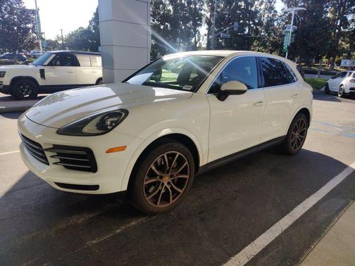 2022 Porsche Cayenne Cayenne