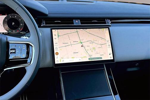 2026 Land Rover Range Rover Velar P400 Dynamic SE