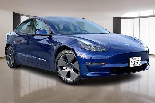 2023 Tesla Model 3 Standard Range
