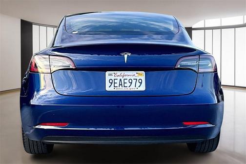 2023 Tesla Model 3 Standard Range