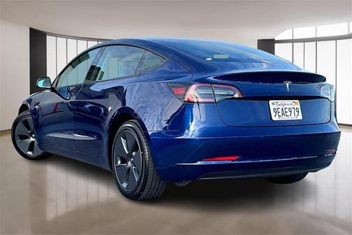2023 Tesla Model 3 Standard Range